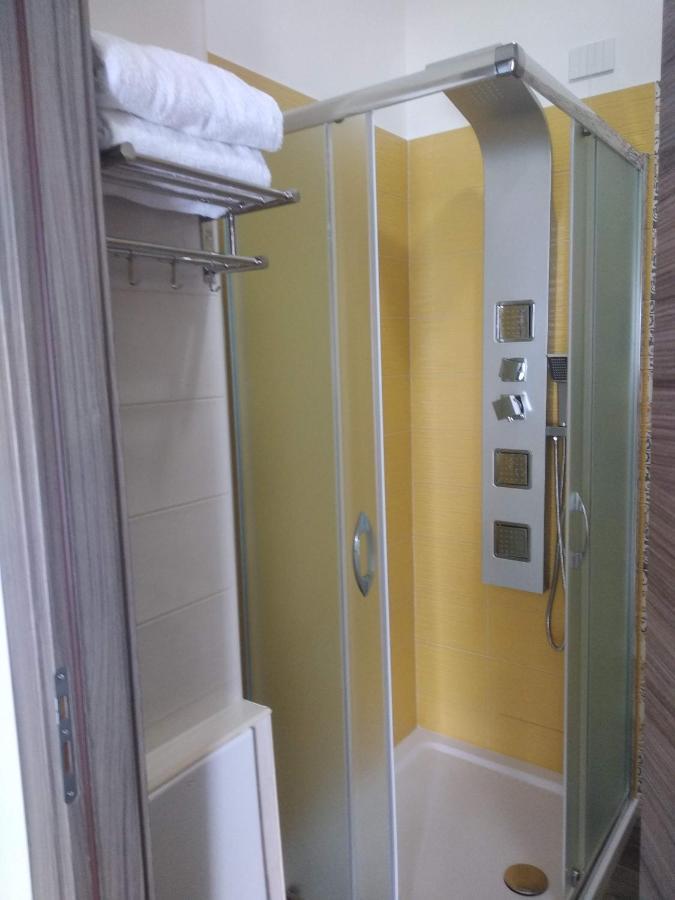 B&B Domus Piedigrotta ピッツォ エクステリア 写真