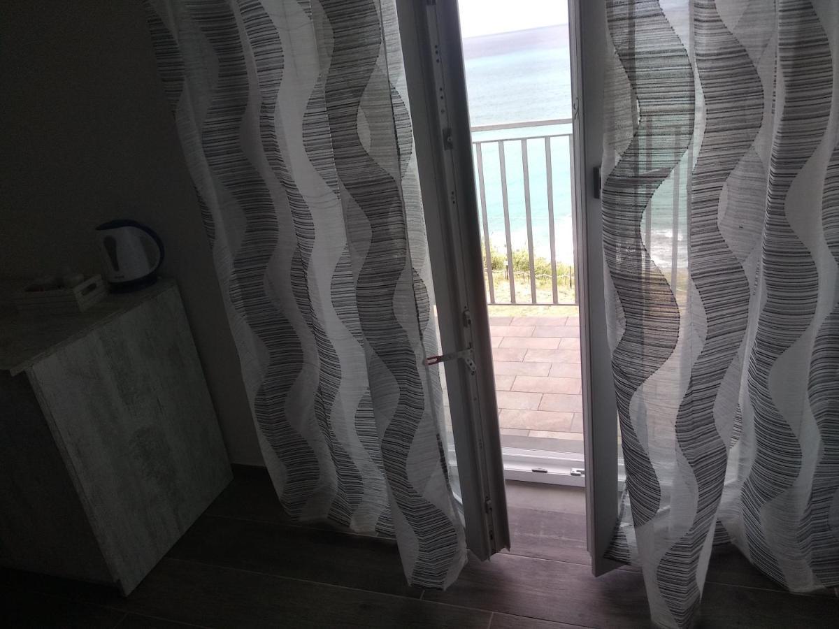 B&B Domus Piedigrotta ピッツォ エクステリア 写真