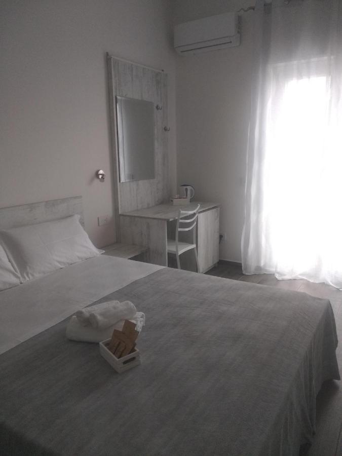 B&B Domus Piedigrotta ピッツォ エクステリア 写真