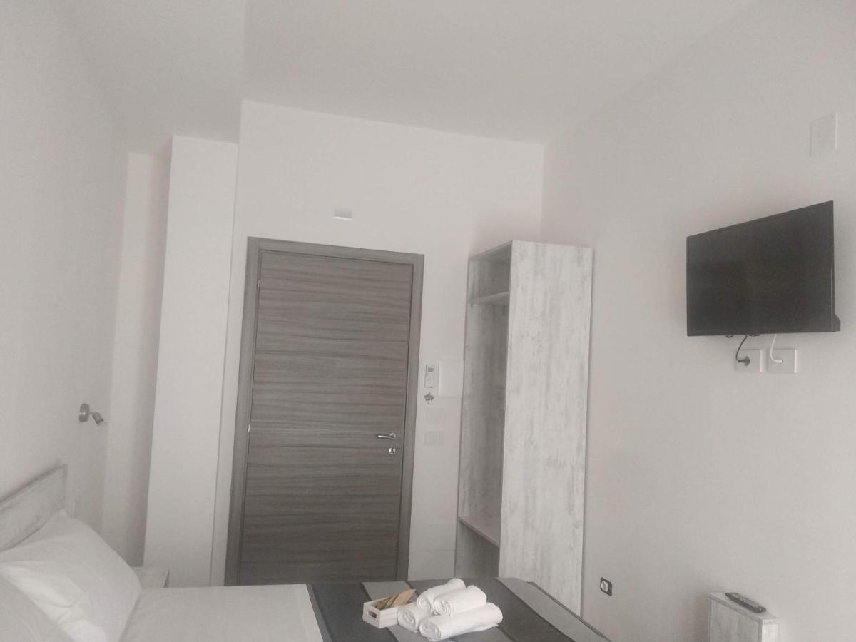 B&B Domus Piedigrotta ピッツォ エクステリア 写真