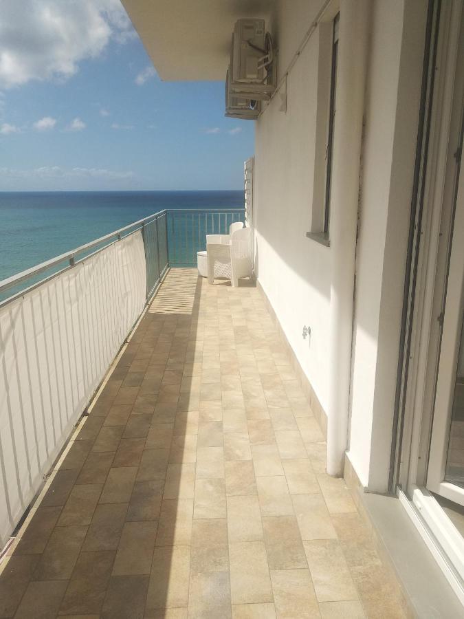 B&B Domus Piedigrotta ピッツォ エクステリア 写真